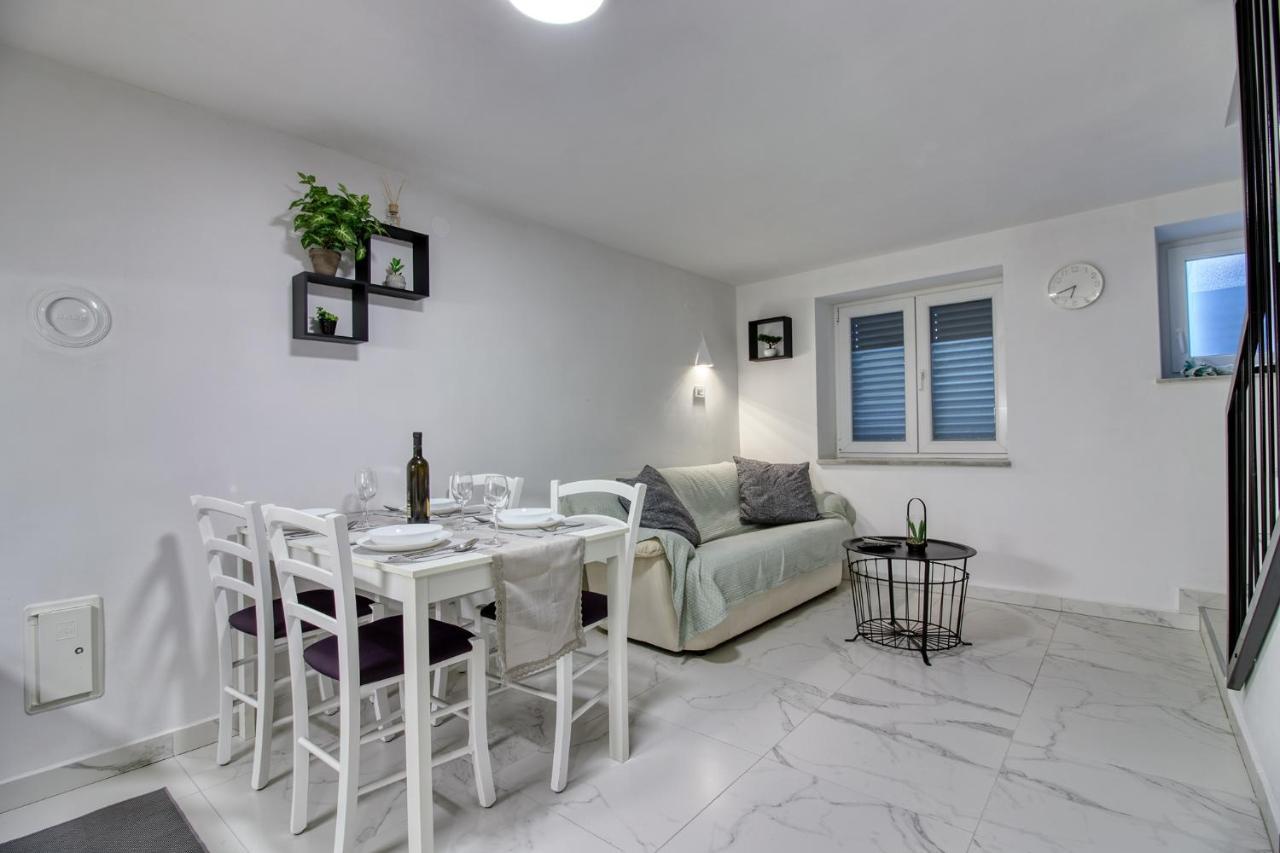 Holiday Home Volta Rakalj ภายนอก รูปภาพ