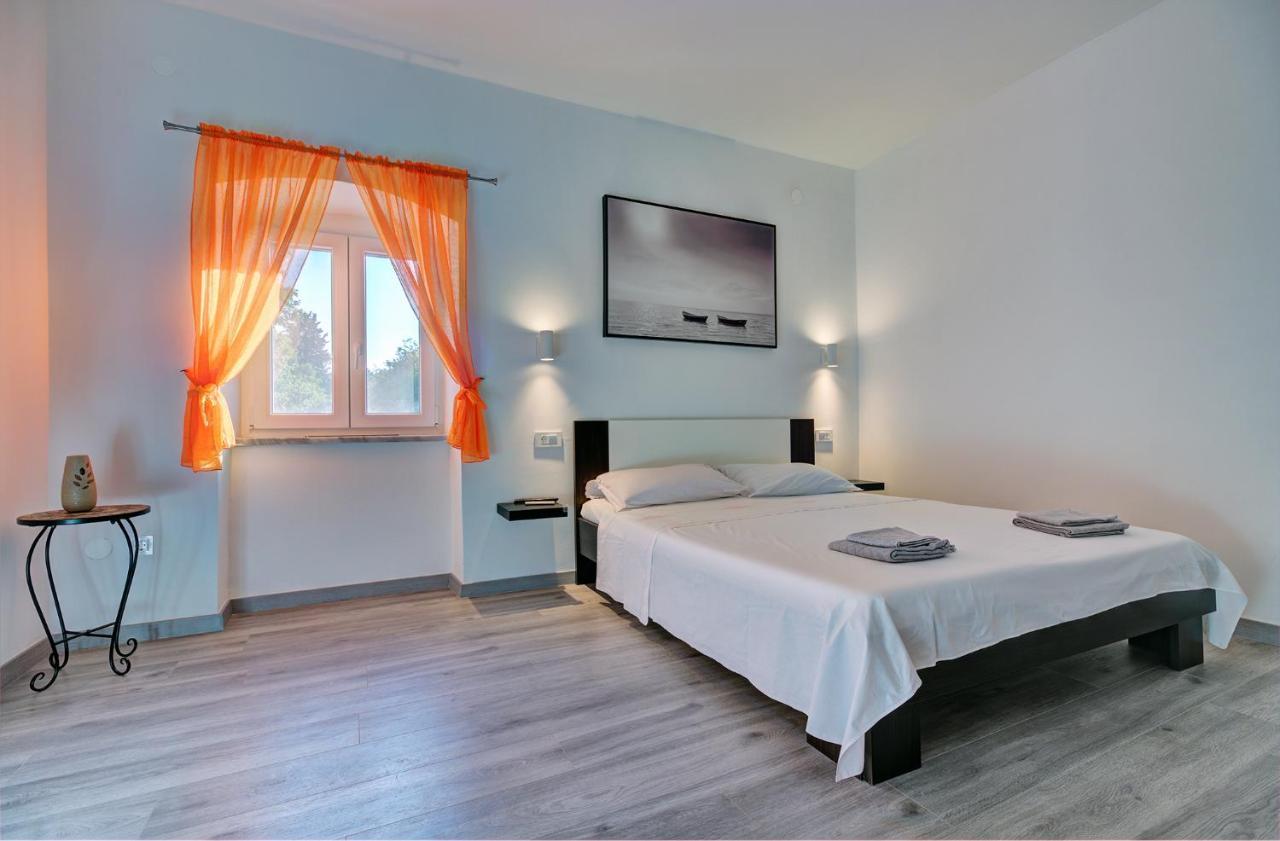 Holiday Home Volta Rakalj ภายนอก รูปภาพ