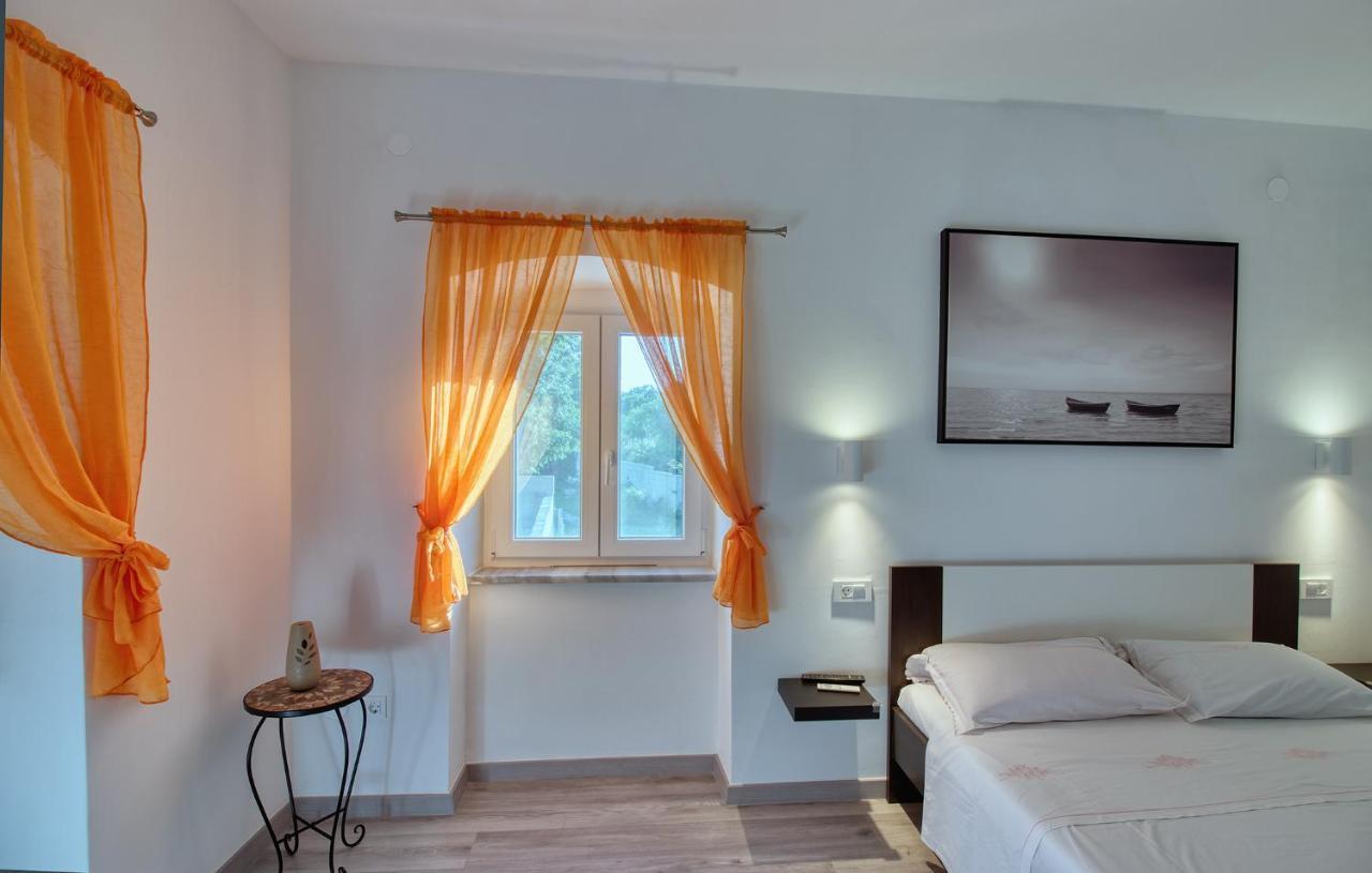 Holiday Home Volta Rakalj ภายนอก รูปภาพ